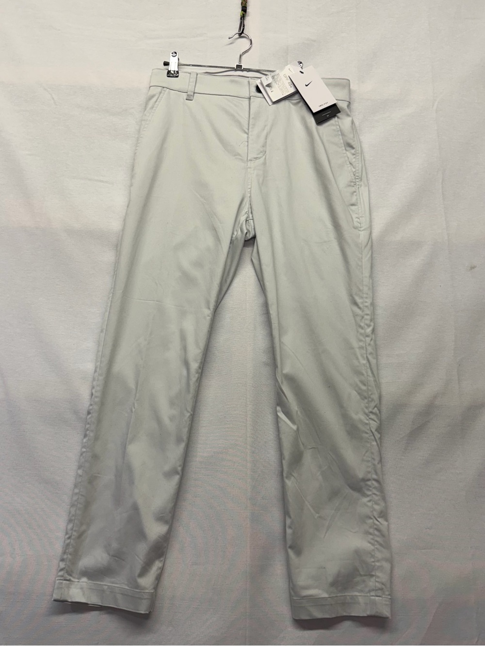 Nike Dri Fit UV Slim Fit Men’s Light Gray Golf Performance Pants size 30x30